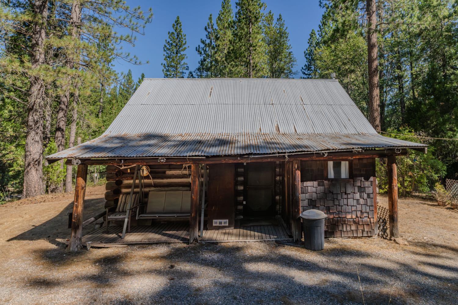 15736 Armstrong Road Mountain Ranch, CA 95246 - Photo 8 of 99 Gallery Image 8