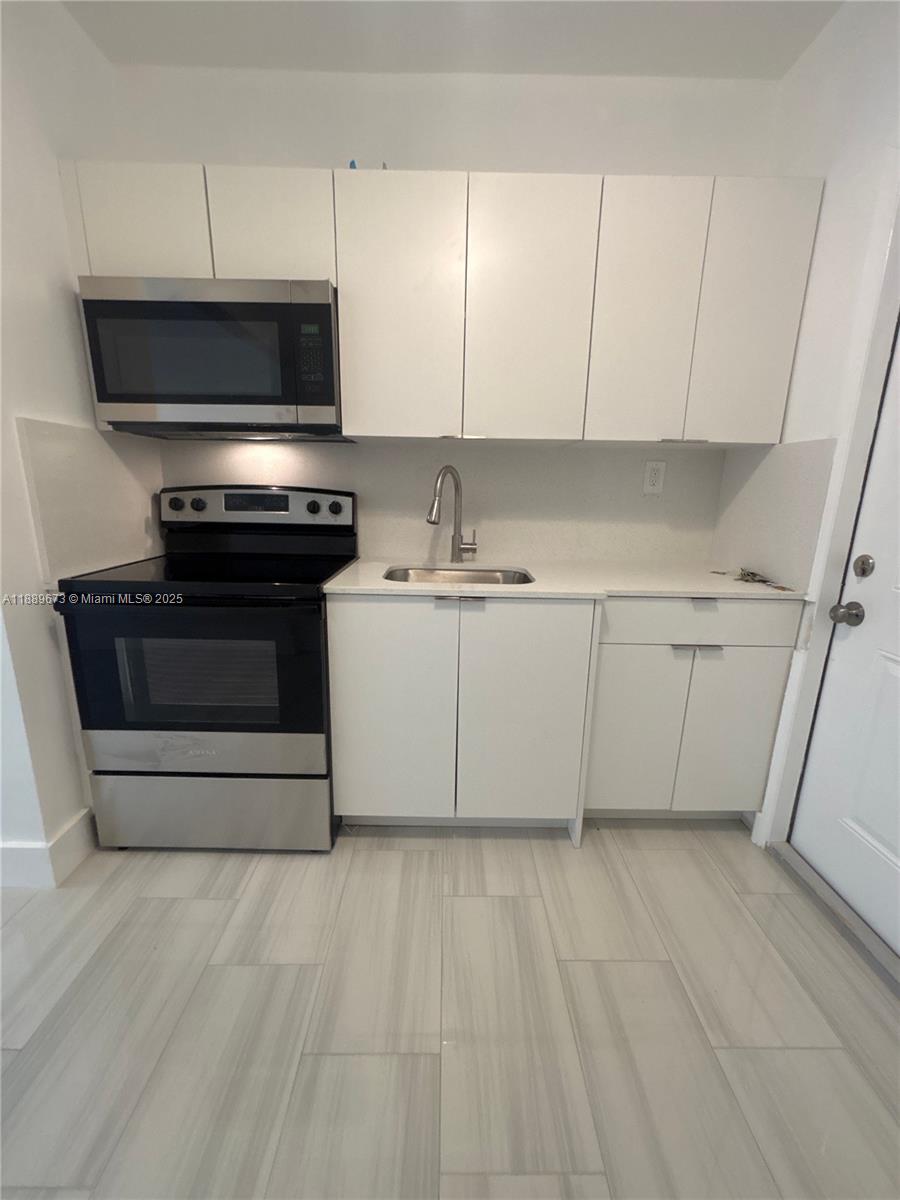 671 Southwest 7th Street, Unit 6 Miami, FL 33130 - Photo 4 of 7