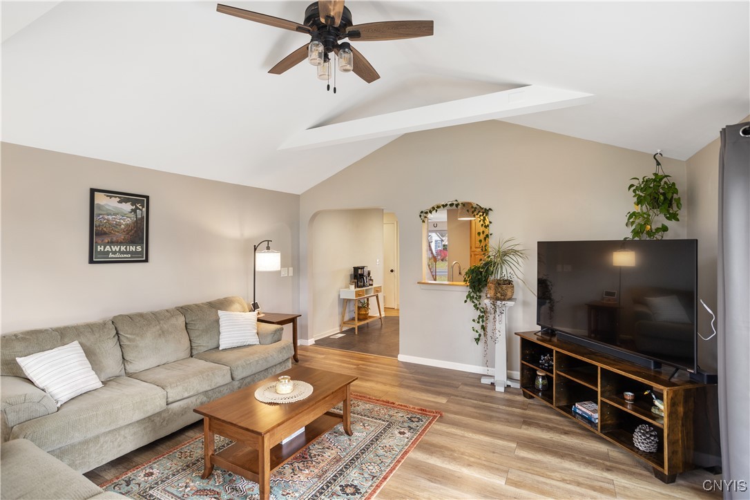 6272 Lakeshore Road Cicero, NY 13039 - Photo 13 of 34