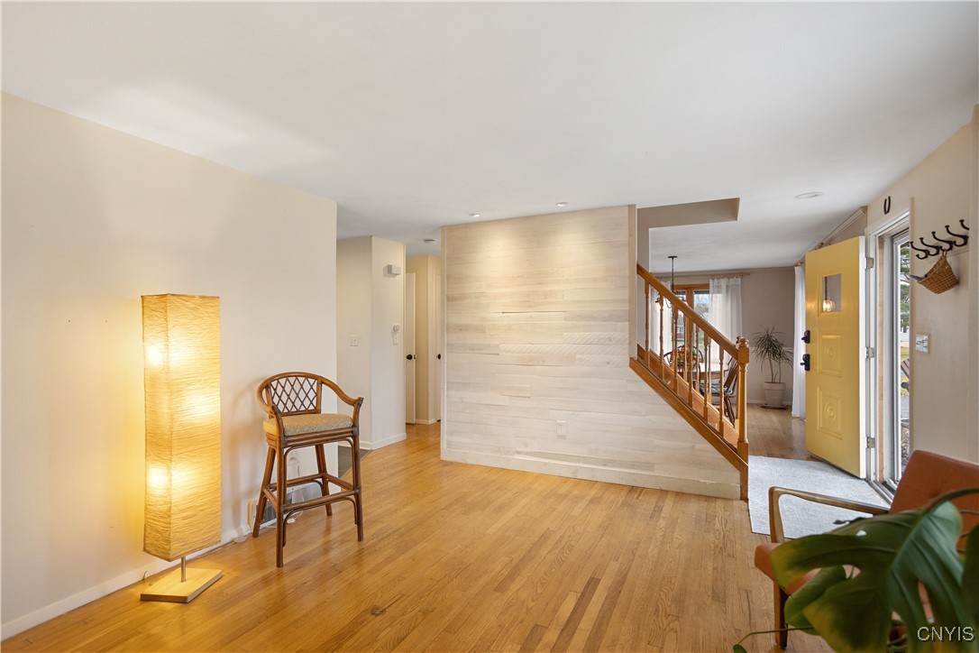 6272 Lakeshore Road Cicero, NY 13039 - Photo 6 of 34