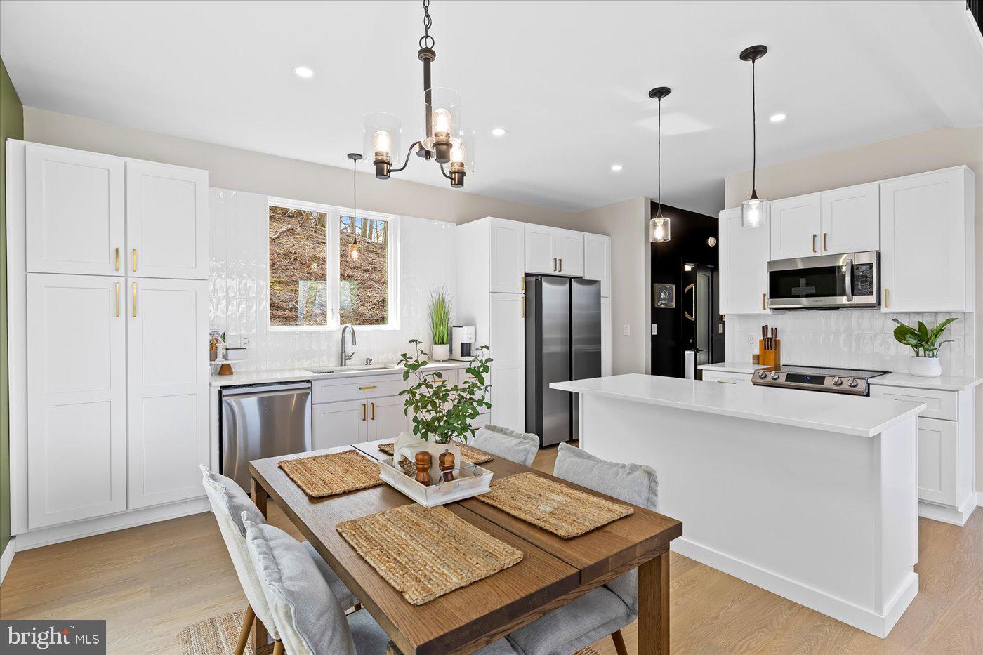 448 Castleton View Road Castleton, VA 22716 - Photo 18 of 50 Stainless Steel Appliances