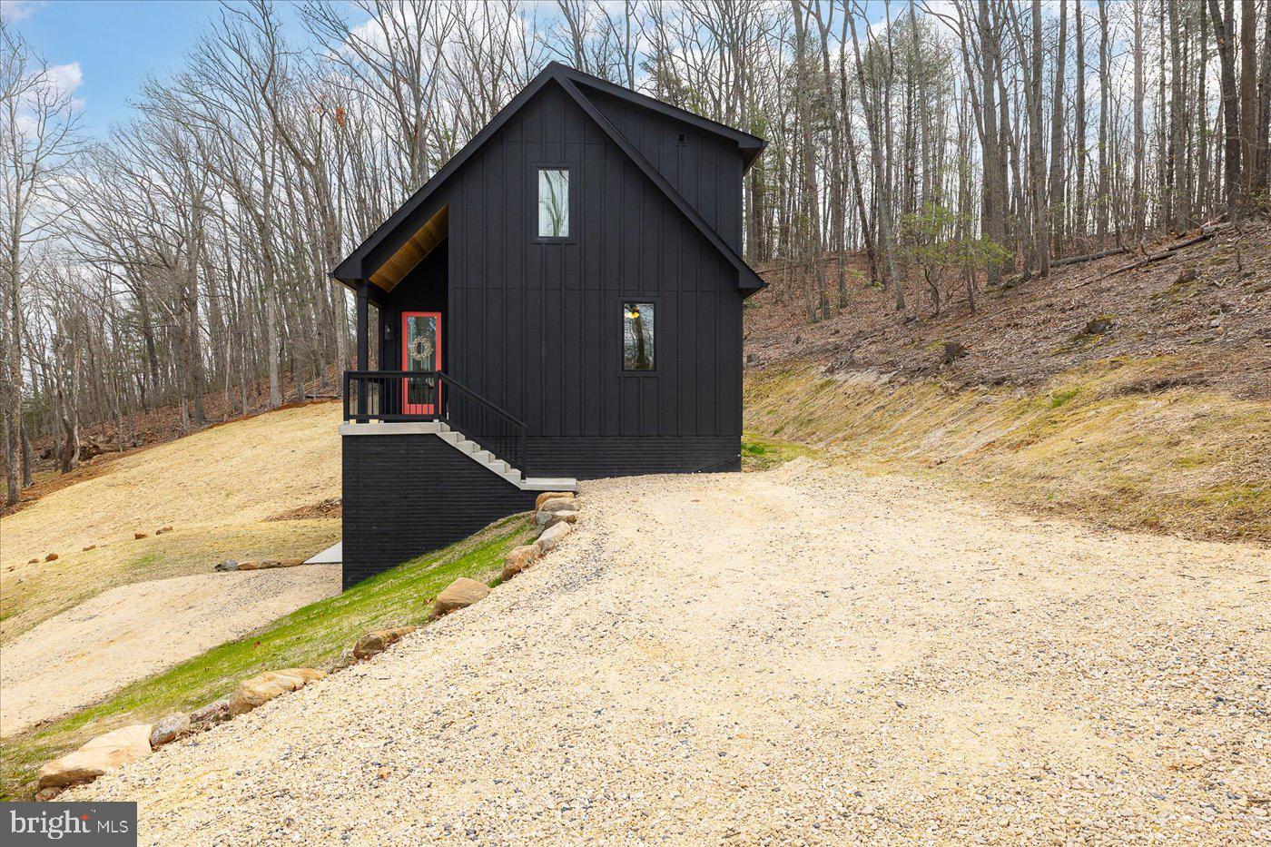 448 Castleton View Road Castleton, VA 22716 - Photo 3 of 50 Side Entrance