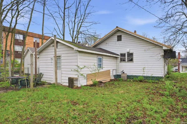 $135,000 | 717 West Queen Street, Muncie, IN 47303