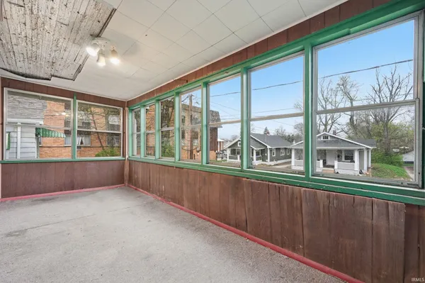 $135,000 | 717 West Queen Street, Muncie, IN 47303