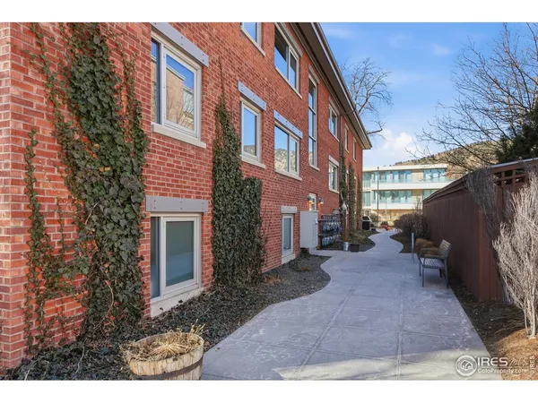 $525,000 | 1201 Balsam Avenue, Unit 206, Boulder, CO 80304