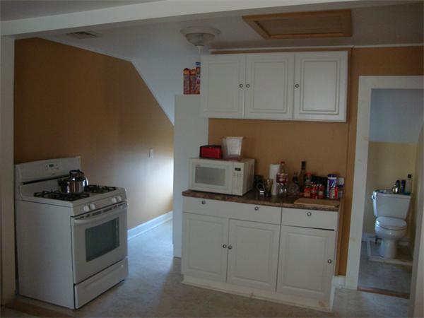 797 Maple Street Fall River, MA 02720 - Photo 7 of 9 Gallery Image 7