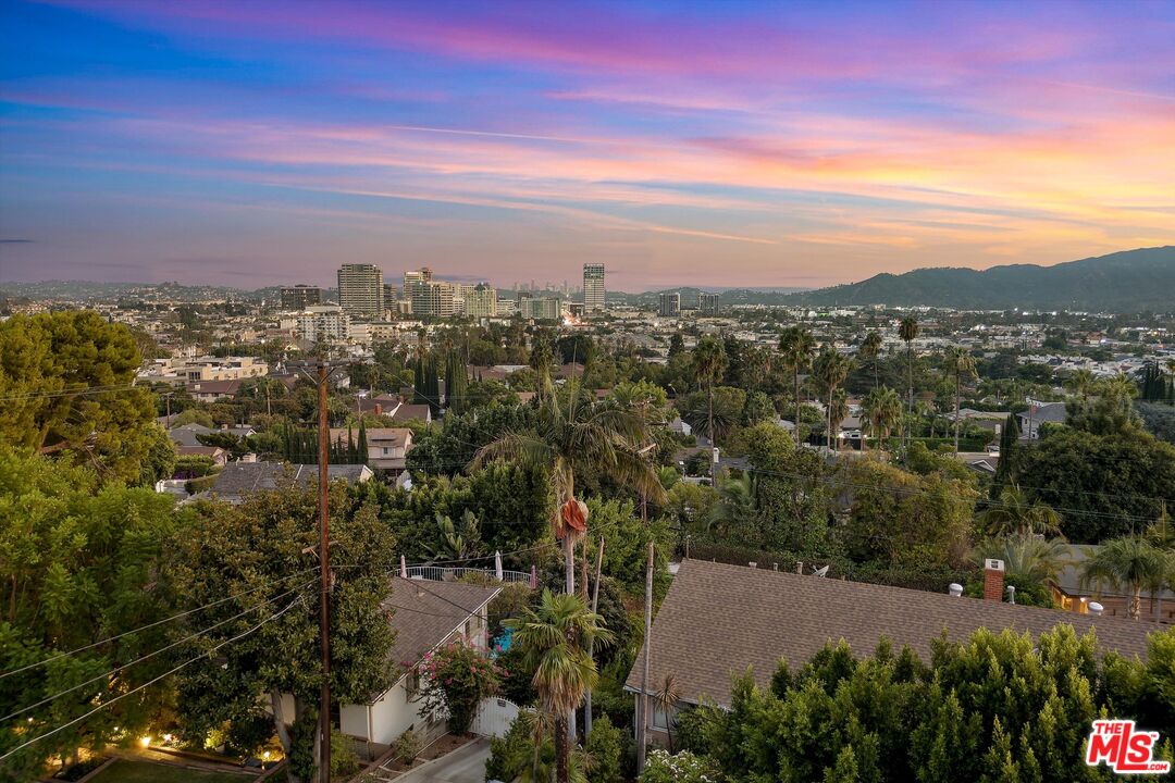 211 Cumberland Road Glendale, CA 91202 - Photo 47 of 48 a view of a city with sunset view