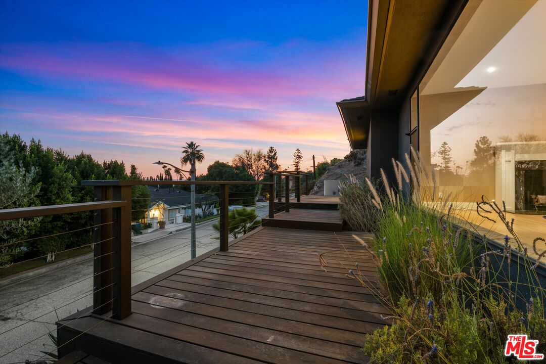 211 Cumberland Road Glendale, CA 91202 - Photo 5 of 48 a view of a balcony with an outdoor space