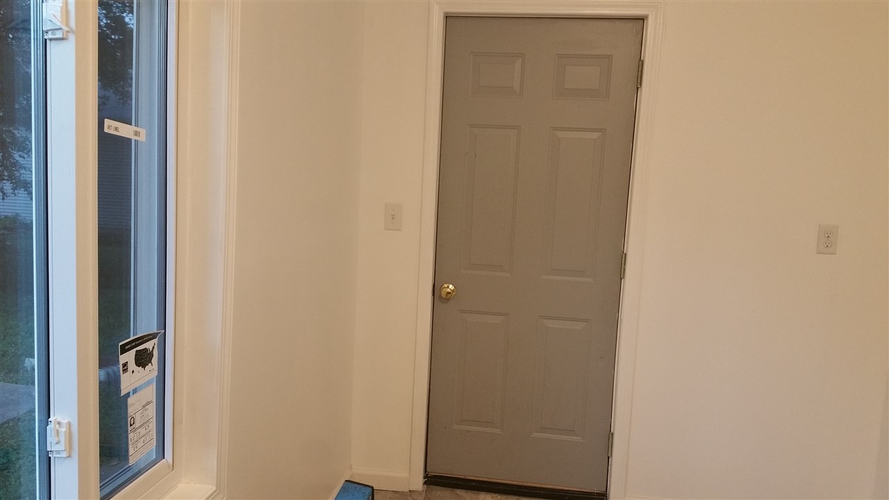932 Emerald Street, Unit 1B Madison, WI 53715 - Photo 17 of 19