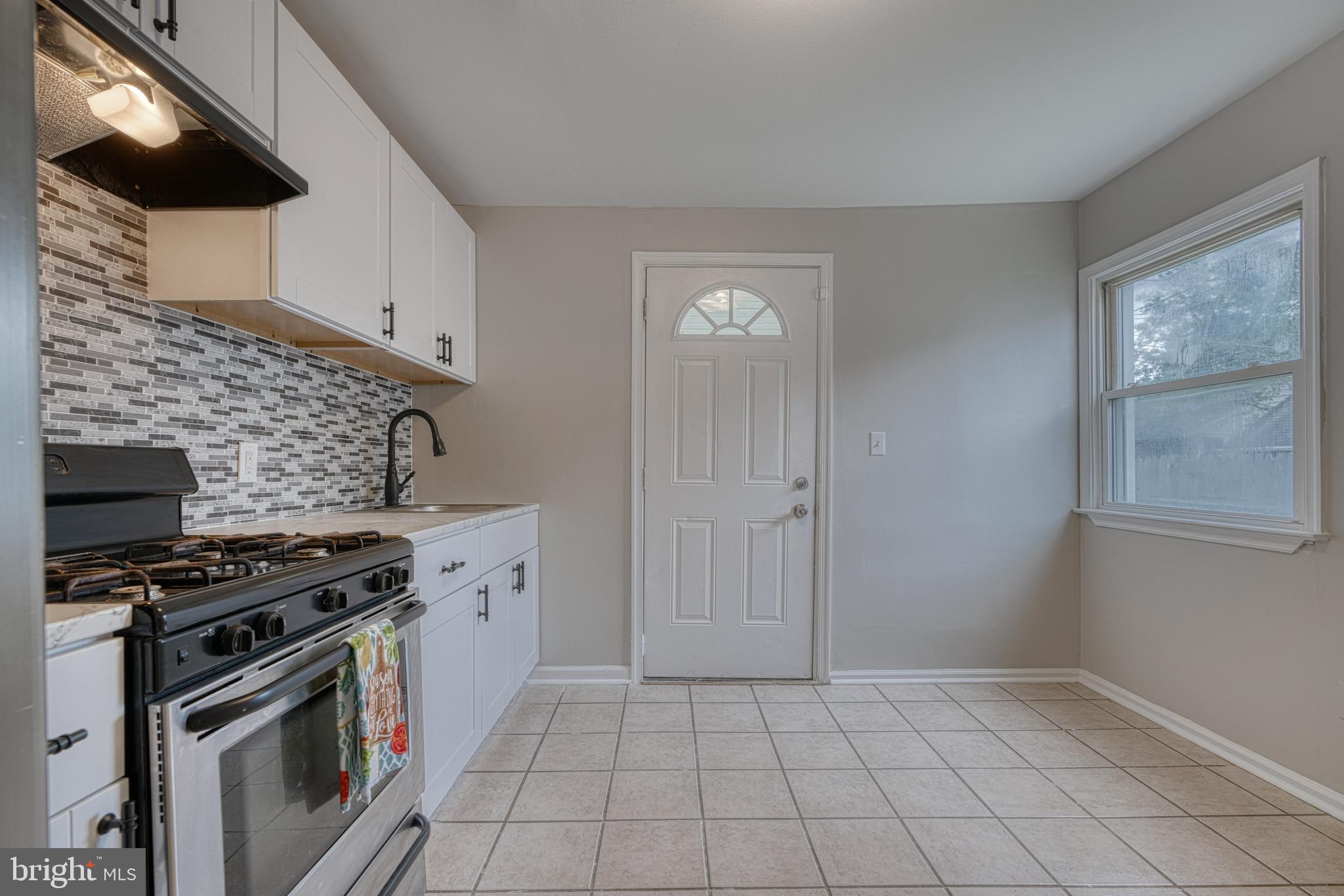 37 Transverse Avenue Middle River, MD 21220 - Photo 7 of 24