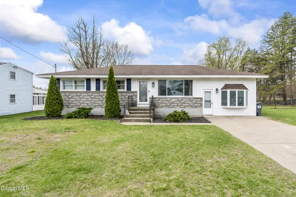 $349,000 | 1041 St Jude Drive, Rotterdam, NY 12303