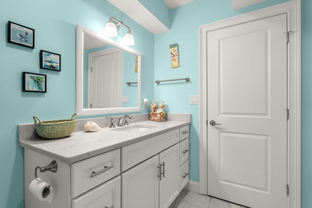 7 Court St Place, Unit 7 Arlington, MA 02476 - Photo 29 of 38