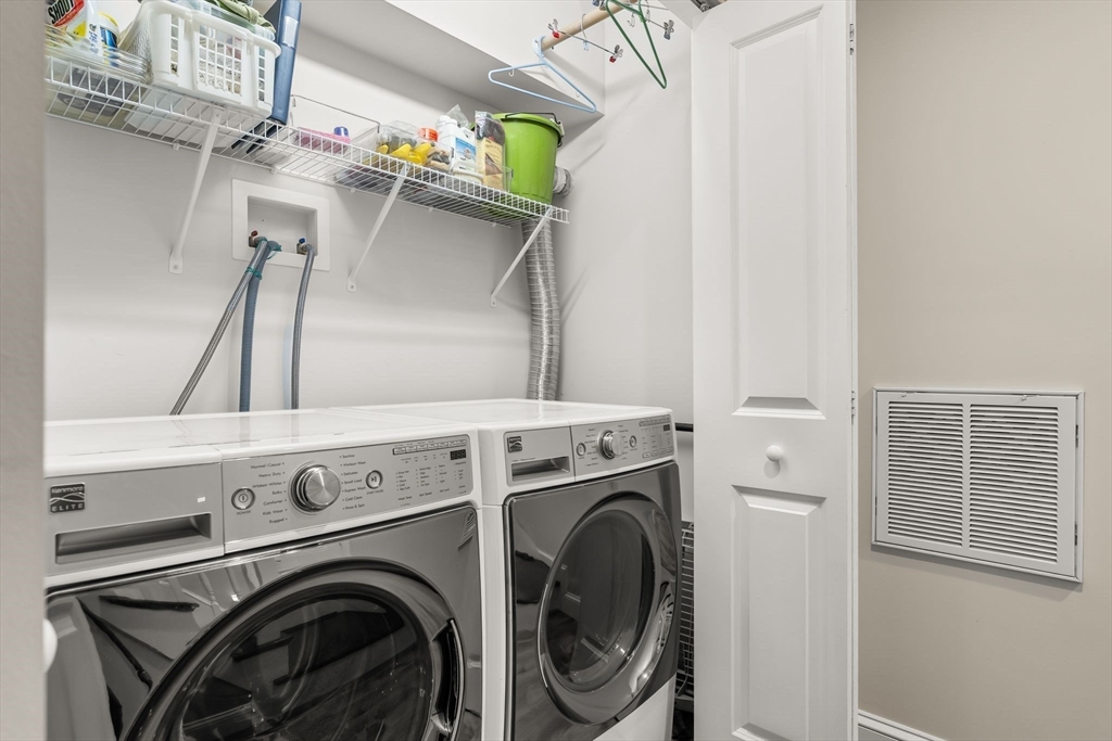 7 Court St Place, Unit 7 Arlington, MA 02476 - Photo 31 of 38