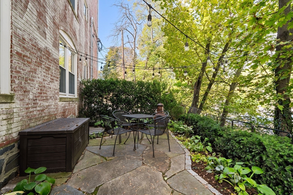 7 Court St Place, Unit 7 Arlington, MA 02476 - Photo 35 of 38