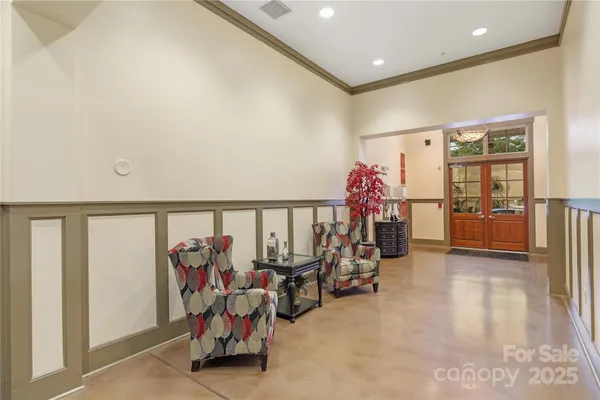 $550,000 | 5 Farleigh Street, Unit 203, Asheville, NC 28803