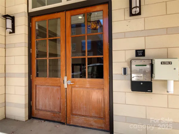 $550,000 | 5 Farleigh Street, Unit 203, Asheville, NC 28803
