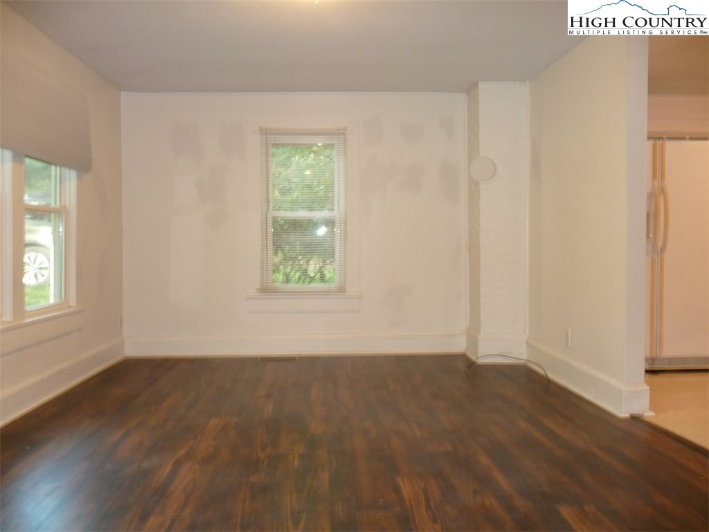 1875 Laurel Fork Road Vilas, NC 28692 - Photo 3 of 13 Gallery Image 3