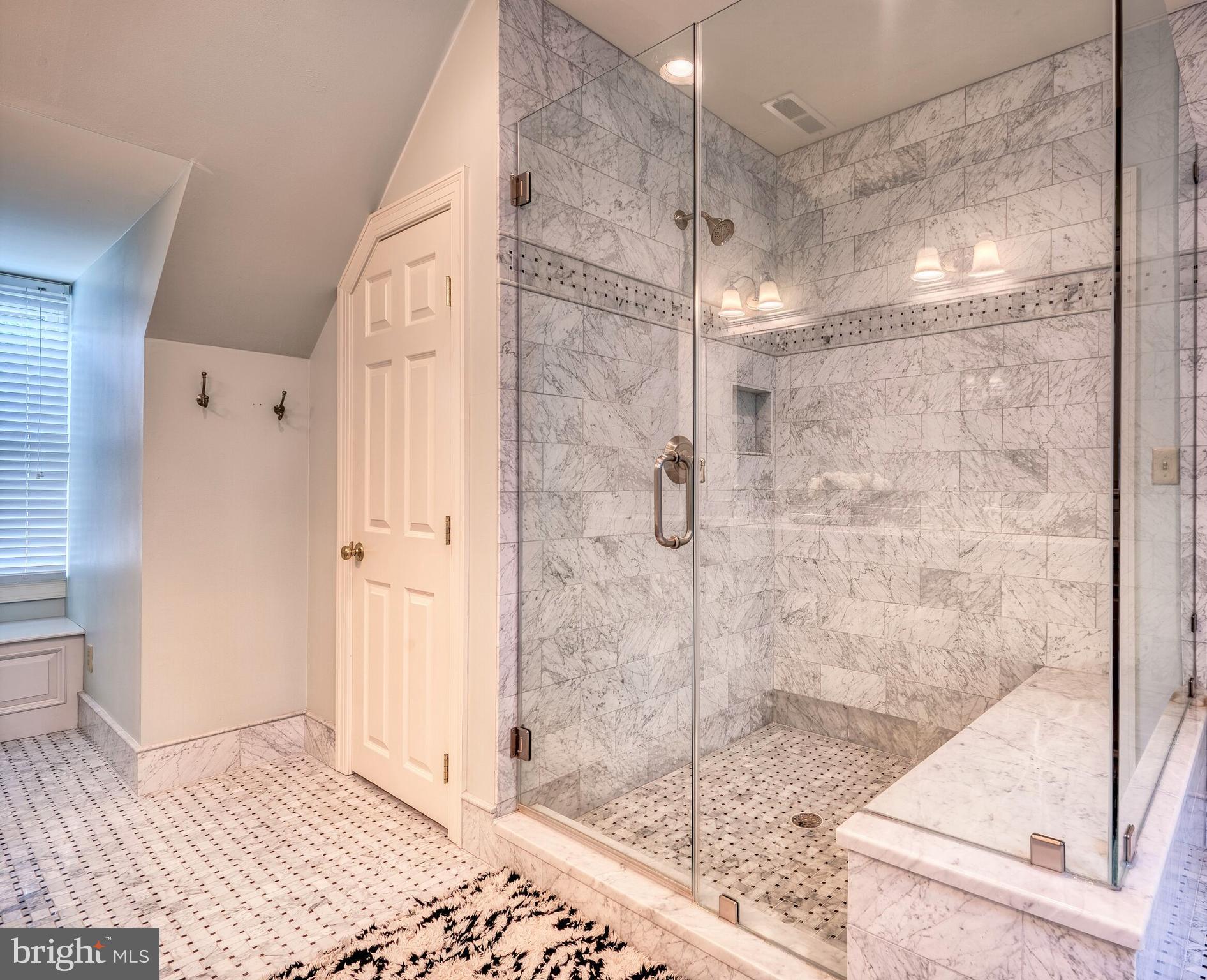 17 Buchanan Road Baltimore, MD 21212 - Photo 17 of 51 MASTER BATH