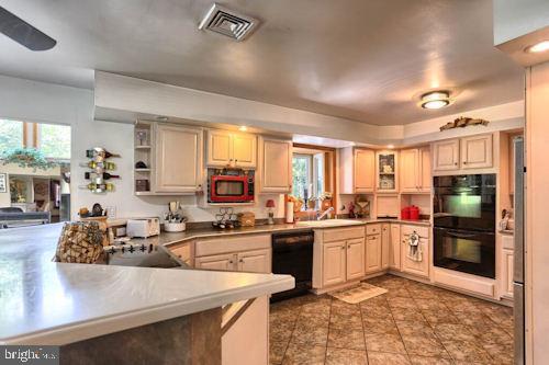 1585 Back Road Halifax, PA 17032 - Photo 3 of 25 Gallery Image 3