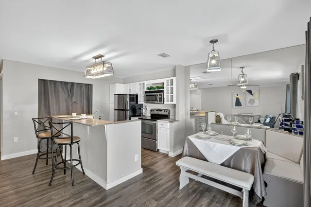 $299,000 | 5785 Southeast Collins Avenue, Stuart, FL 34997