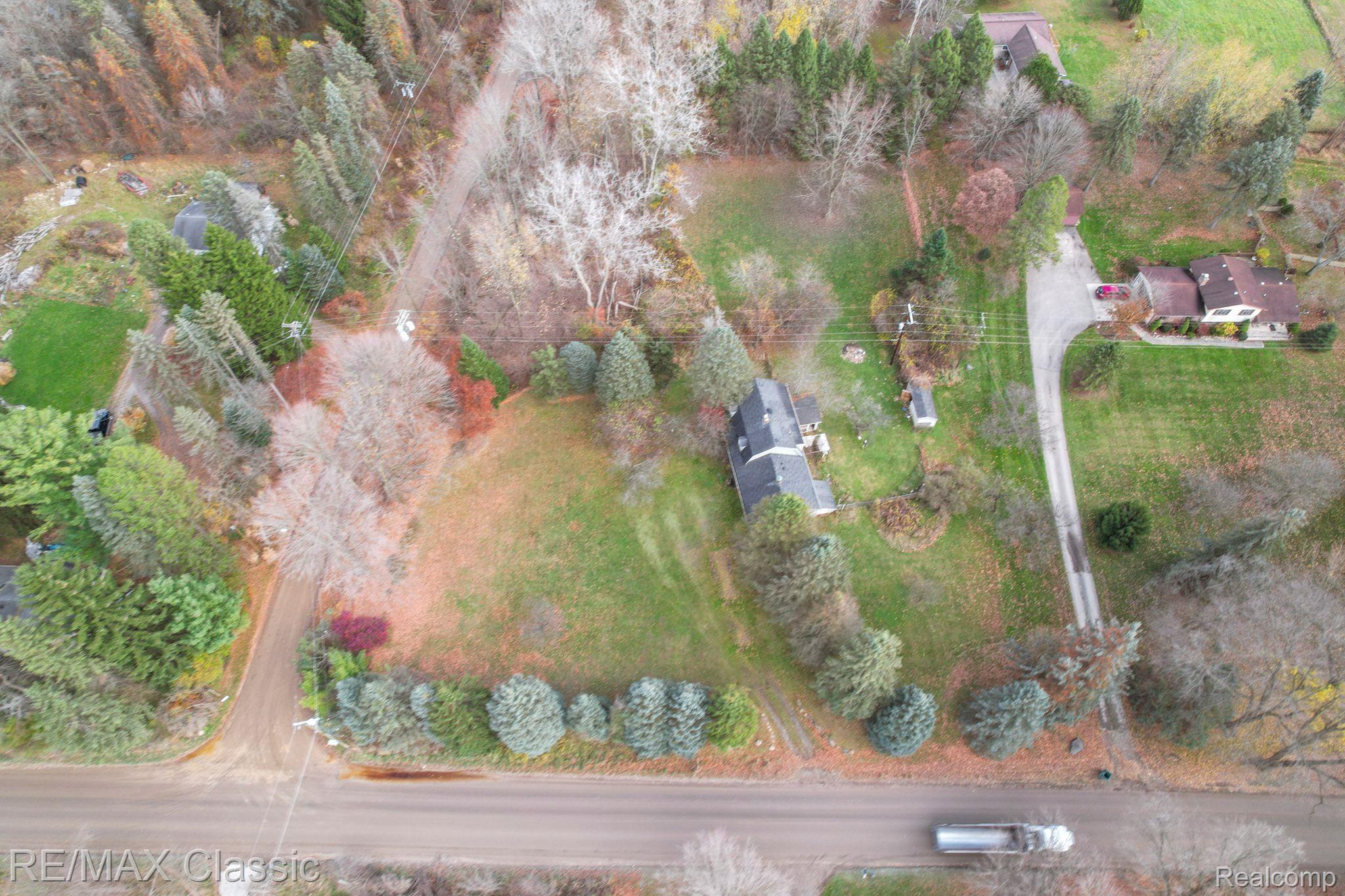 2670 Lake George Road Leonard, MI 48367 - Photo 27 of 31 Gallery Image 27