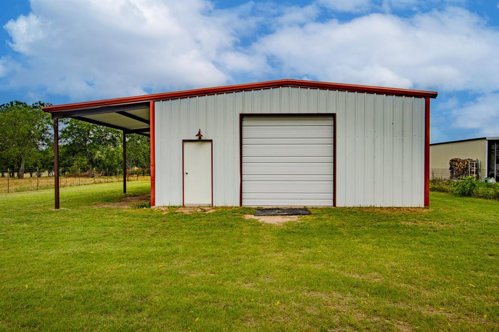 483 Christy Kay Lane Rhome, TX 76078 - Photo 27 of 40 a big room with an outdoor space