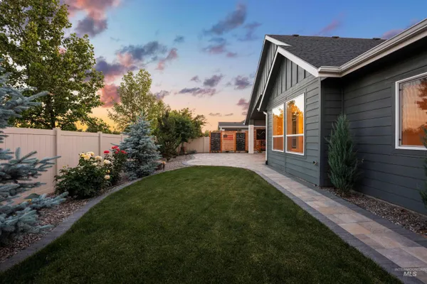 $835,000 | 869 East Territory Drive, Meridian, ID 83646