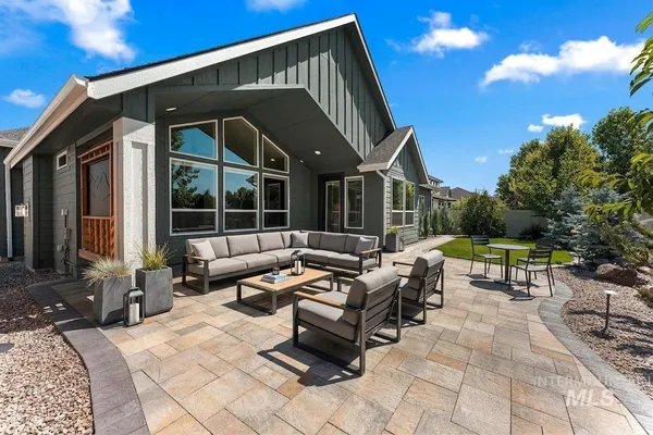 $835,000 | 869 East Territory Drive, Meridian, ID 83646