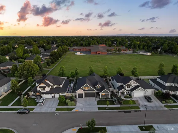 $835,000 | 869 East Territory Drive, Meridian, ID 83646