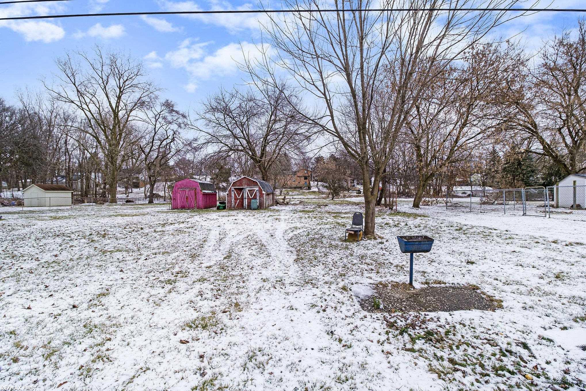 2196 Allerton Road Auburn Hills, MI 48326 - Photo 25 of 25 50133741-0ed0771c-88a9-42d8-b61c-84d52d4fdb1a.JPG
