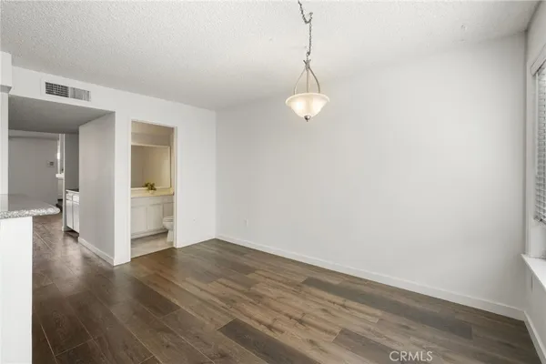 $489,000 | 22038 Vanowen Street, Unit 215, Woodland Hills, CA 91303