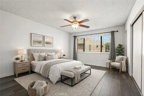 $489,000 | 22038 Vanowen Street, Unit 215, Woodland Hills, CA 91303