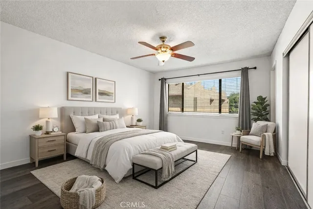 $499,000 | 22038 Vanowen Street, Unit 215, Woodland Hills, CA 91303