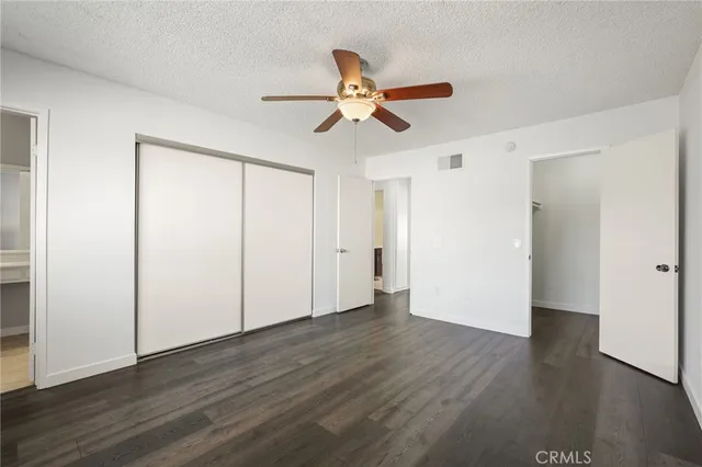 $515,000 | 22038 Vanowen Street, Unit 215, Woodland Hills, CA 91303