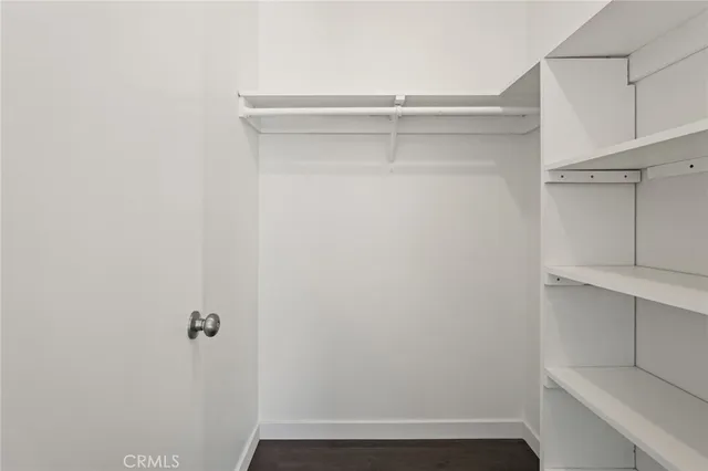 $499,000 | 22038 Vanowen Street, Unit 215, Woodland Hills, CA 91303