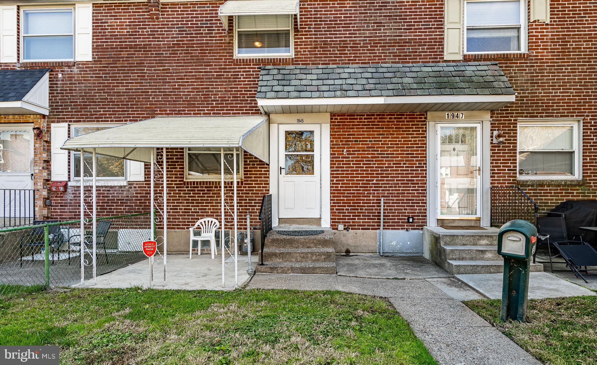 1945 Carter Road Folcroft, PA 19032 - Photo 3 of 30 Covered front patio
