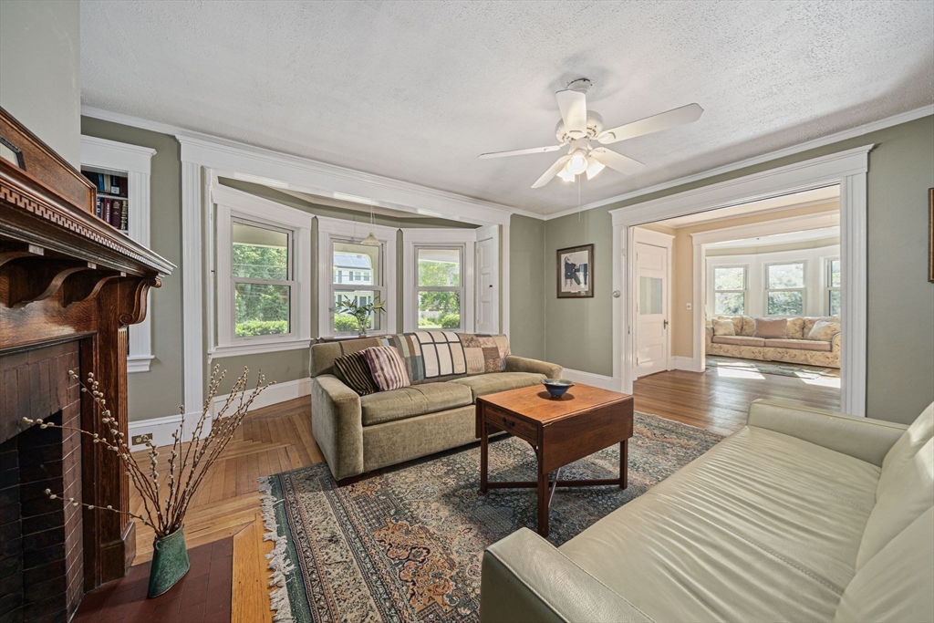 54 Brook Road Sharon, MA 02067 - Photo 8 of 40 Gallery Image 8