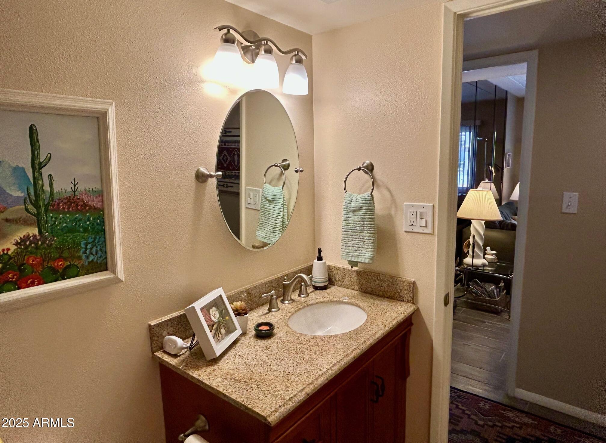 7960 East Camelback Road, Unit 109 Scottsdale, AZ 85251 - Photo 20 of 46 Bathroom