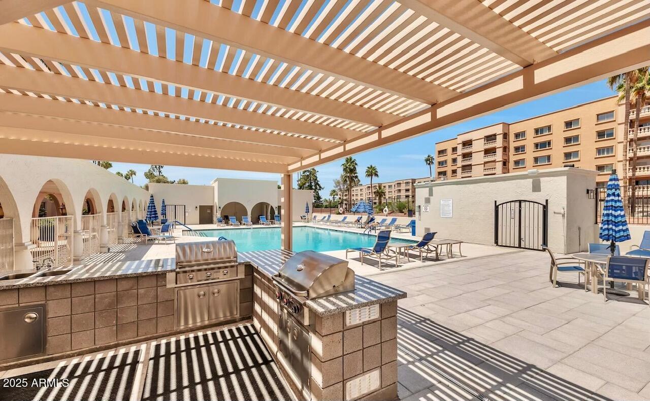 7960 East Camelback Road, Unit 109 Scottsdale, AZ 85251 - Photo 41 of 46 Pool One