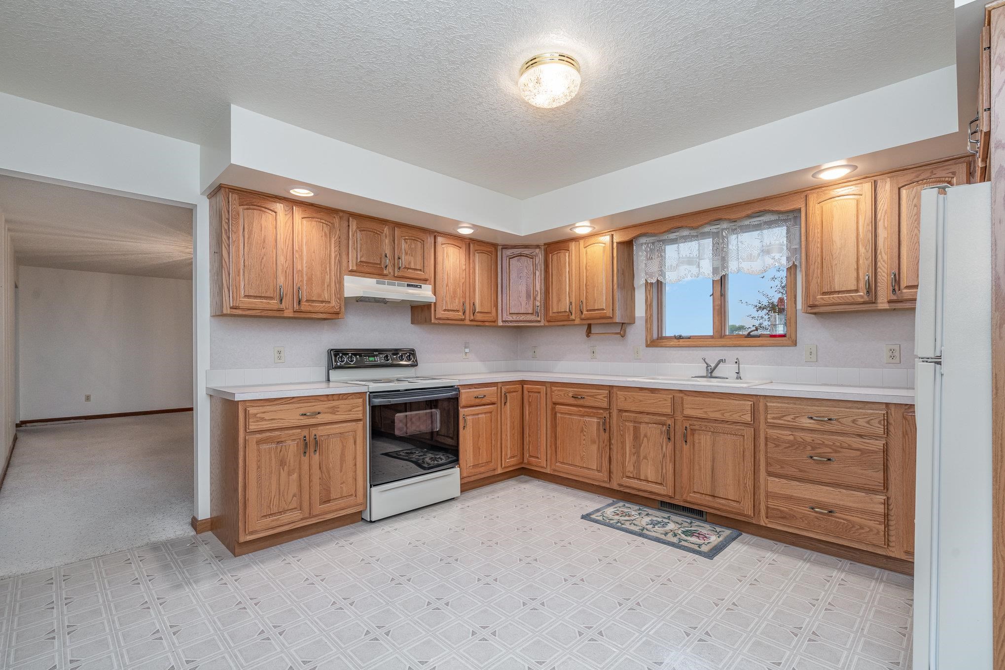 6232 East Blanchard Road Shepherd, MI 48883 - Photo 8 of 32 1914964-7.JPG