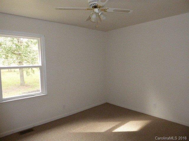 679 Dahlia Road Lancaster, SC 29720 - Photo 9 of 14