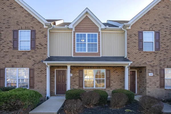 $1,645 | 2117 Victory Gallop Lane, Murfreesboro, TN 37128