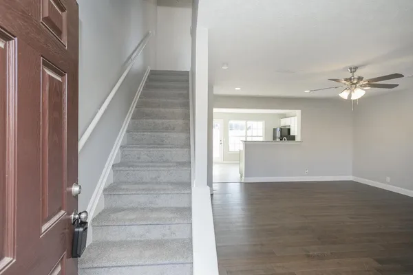 $1,645 | 2117 Victory Gallop Lane, Murfreesboro, TN 37128