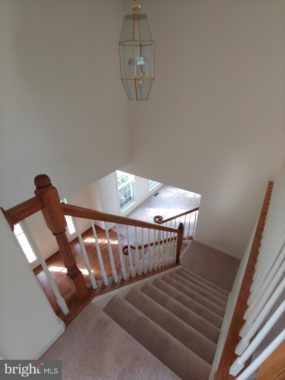 208 Equestrian Road Warrenton, VA 20186 - Photo 6 of 14 Gallery Image 6