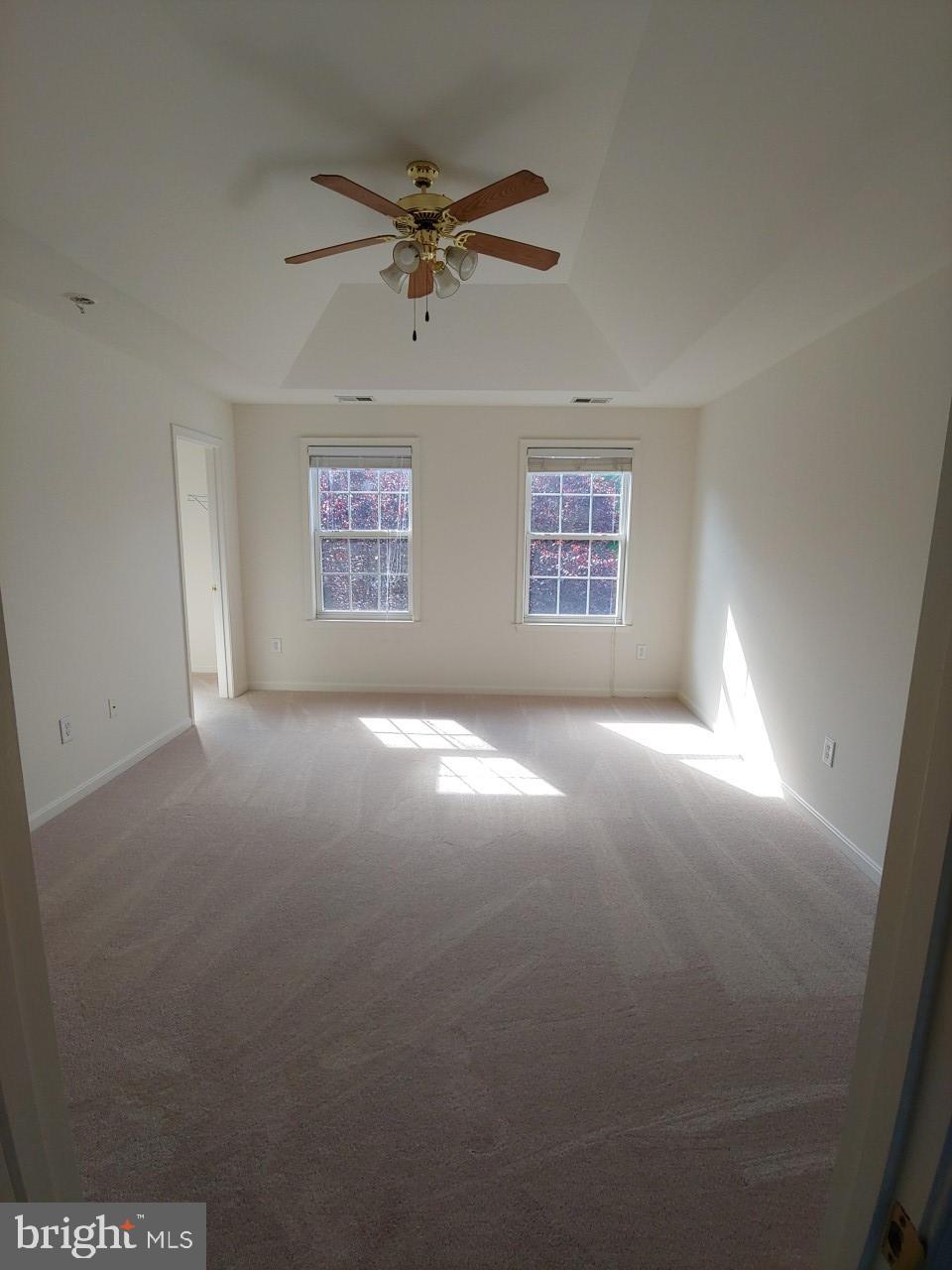 208 Equestrian Road Warrenton, VA 20186 - Photo 7 of 14 Gallery Image 7