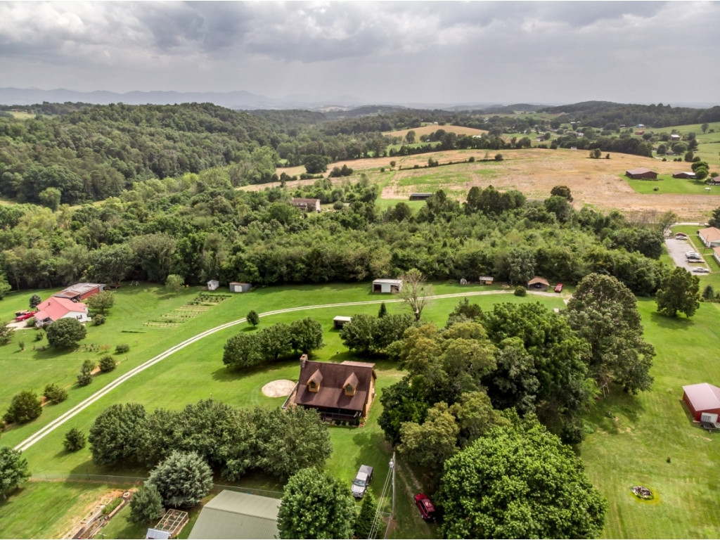 2065 Debusk Road Greeneville, TN 37743 - Photo 35 of 36 Photo 35