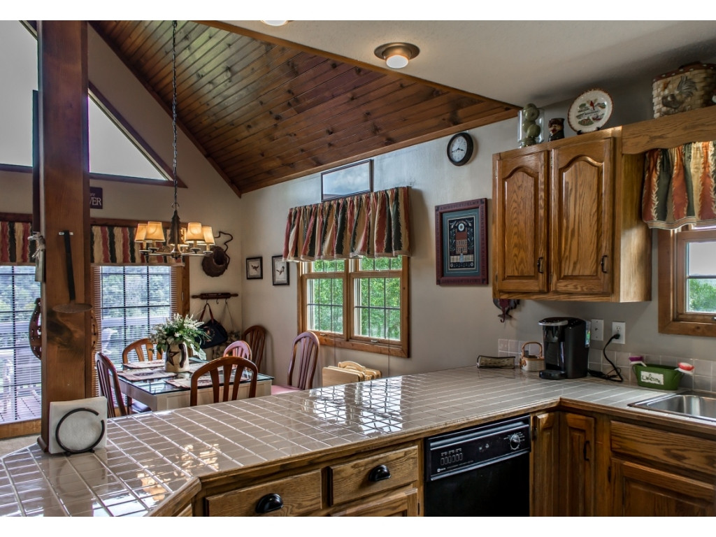 2065 Debusk Road Greeneville, TN 37743 - Photo 10 of 36 Photo 10