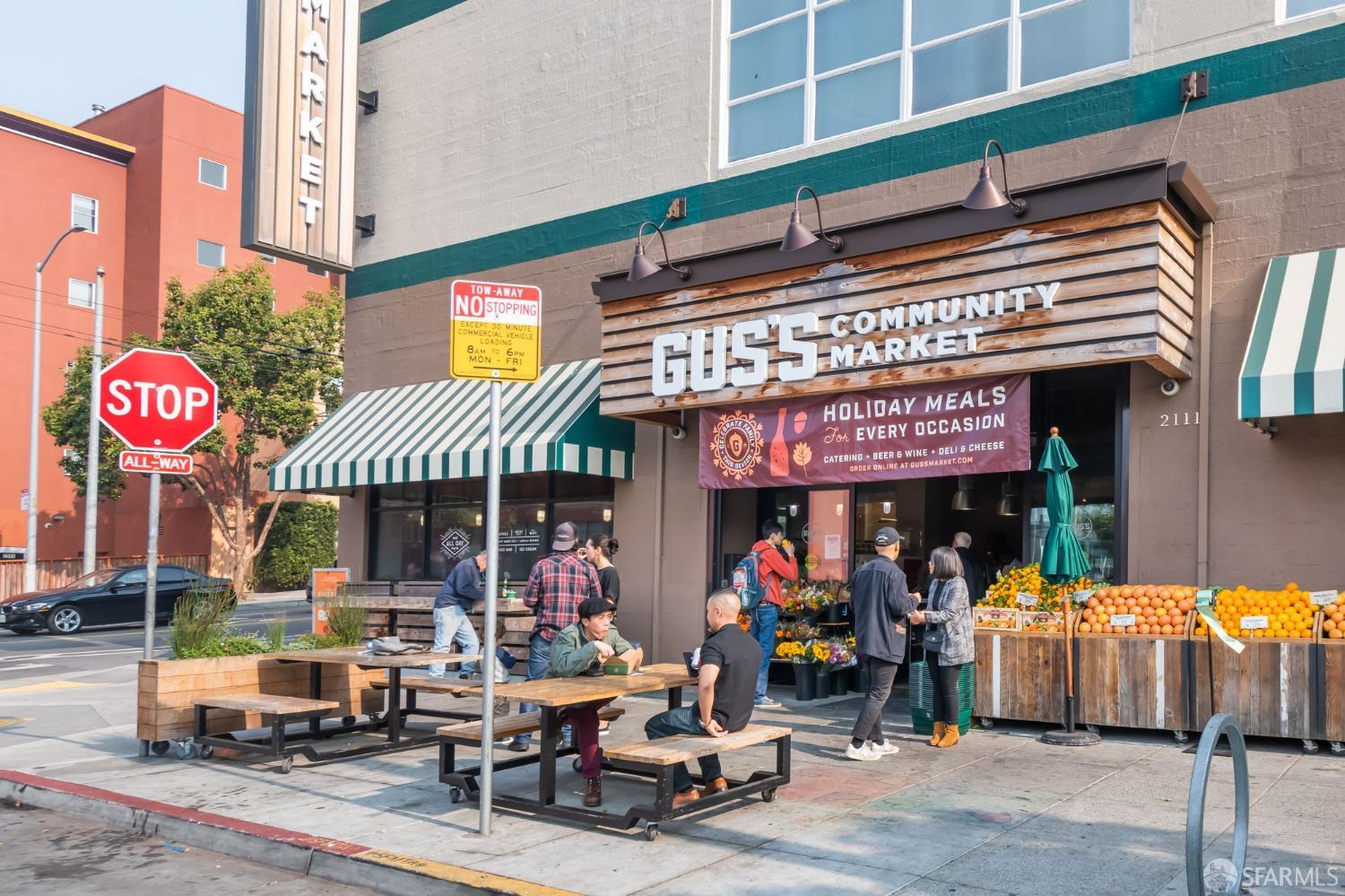 674 Capp Street San Francisco, CA 94110 - Photo 36 of 41 a view of water fountain in front of building