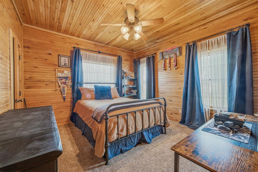 261 Dub Lane Weatherford, TX 76088 - Photo 14 of 40