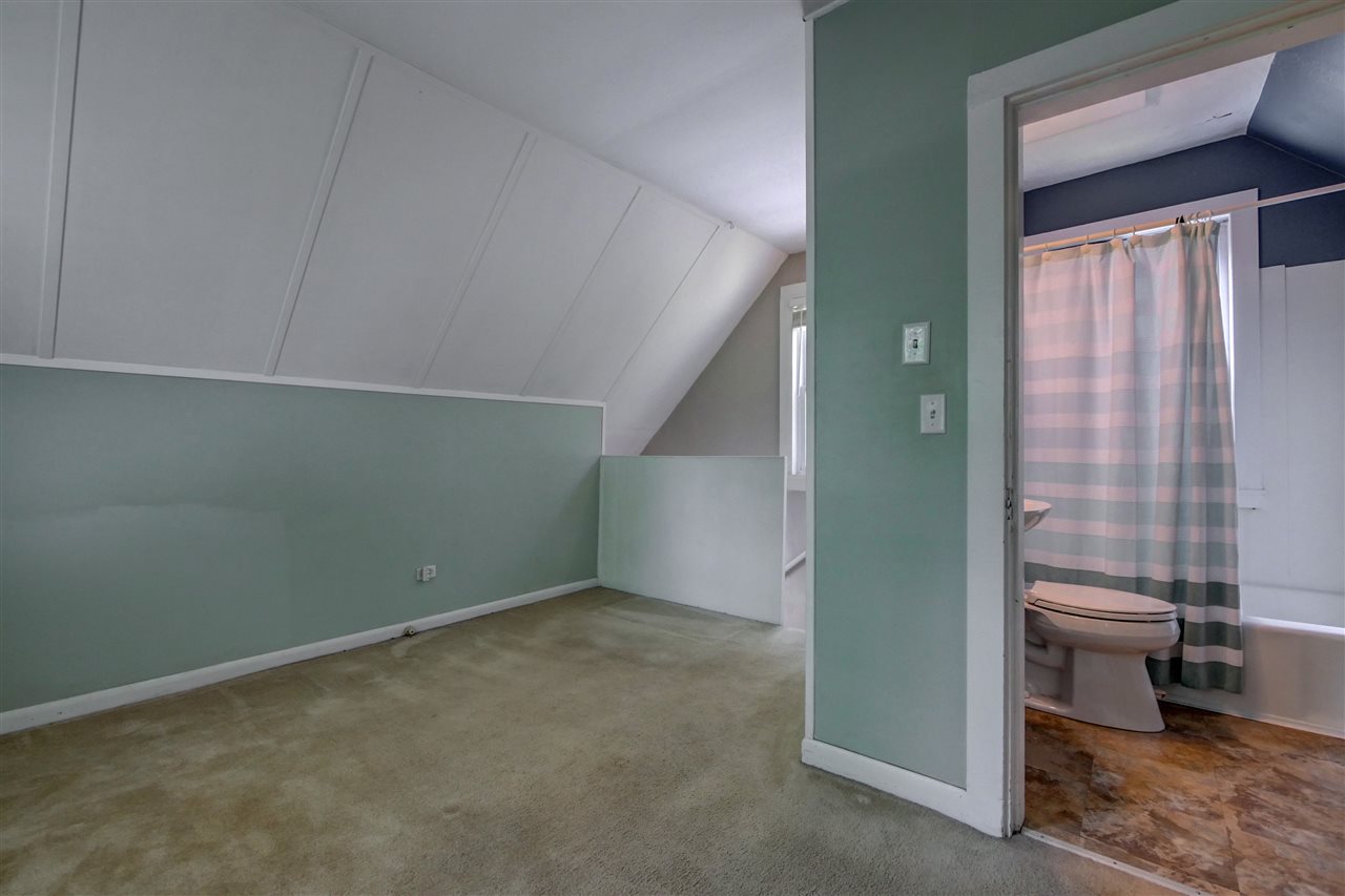21 Castle Hill Road Pelham, NH 03076 - Photo 14 of 29